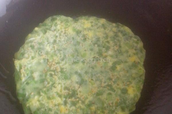 韭菜鸡蛋摊饼的做法图解4