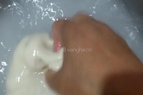 凉皮洗面的过程的做法图解5