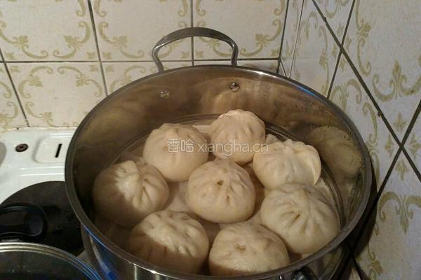 芹菜包子的做法图解11