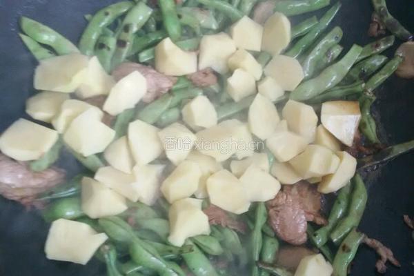 排骨炖芸豆的做法图解5