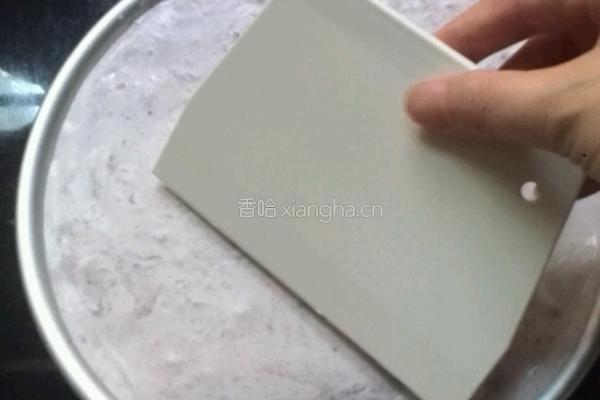 红丝绒草莓慕斯蛋糕的做法图解11