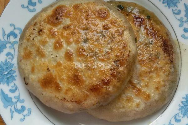 牛肉韭菜馅饼。的做法图解7