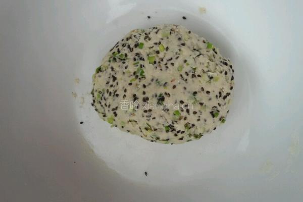 葱香苏打饼干。的做法图解3