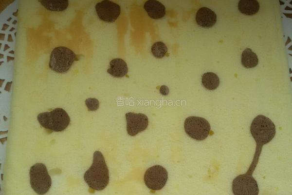 奶牛纹蛋糕卷。的做法图解14