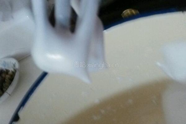 千叶纹蛋糕卷的做法图解4