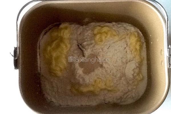 沙拉吐司的做法图解1
