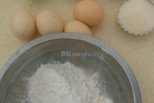 电饭锅蛋糕的做法图解1