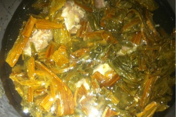菜干骨头汤的做法图解3