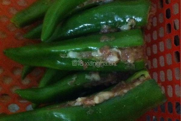 酿青椒的做法图解2