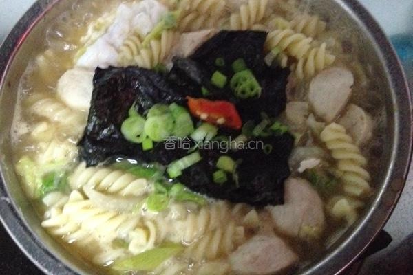 通心粉大酱汤的做法图解3