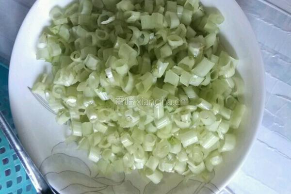 空心菜梗炒辣椒肉末的做法图解1