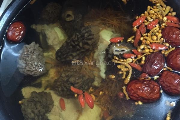 羊肚菌虫草花汤的做法图解4