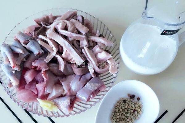 胡椒猪肚鸡的做法图解1