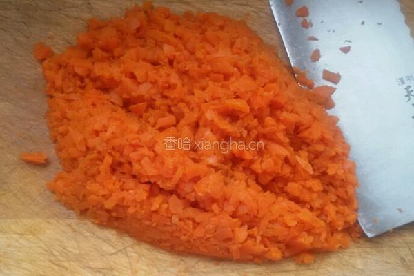羊肉胡萝卜饺子。的做法图解2