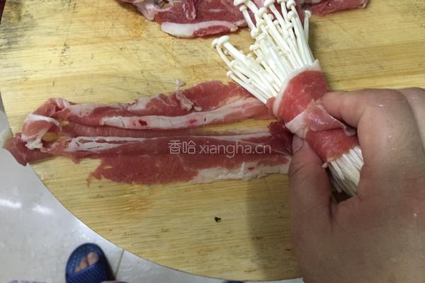 沙茶肥牛卷金针菇的做法图解3
