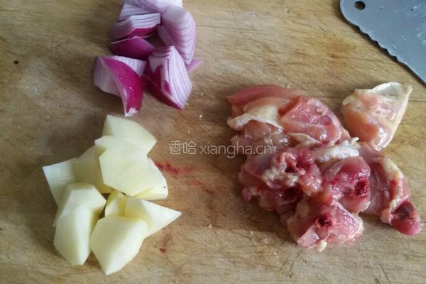 洋葱鸡腿。的做法图解2