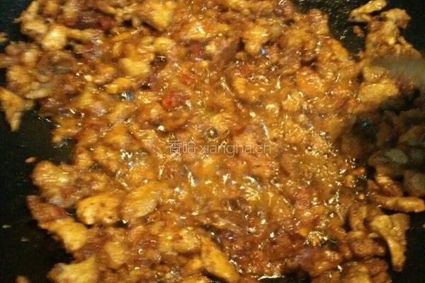 炝炒巴骨肉的做法图解4