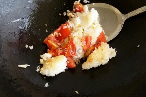 番茄蛋炒饭的做法图解2