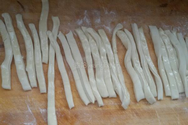 螺丝饼。的做法图解1