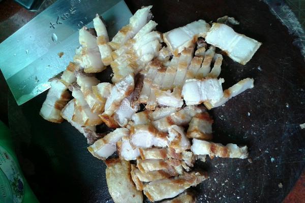 五花肉煮萝卜干