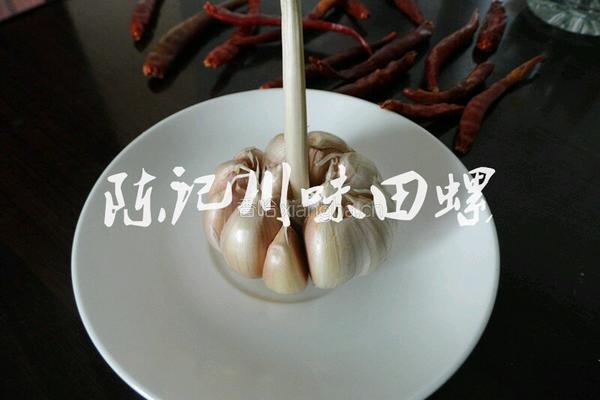 陈记秘制田螺的做法图解2