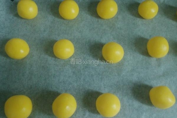 蛋黄小饼干的做法图解7