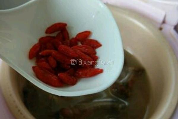 花菇乌鸡汤的做法图解7