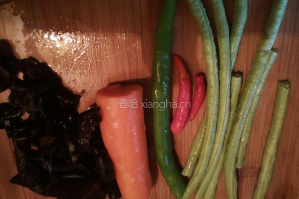 荷塘小炒的做法图解2