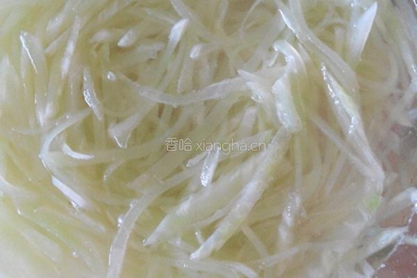 油淋莴苣丝的做法图解3