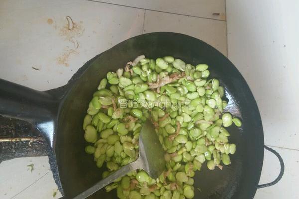 苦菜坛烧蚕豆的做法图解4