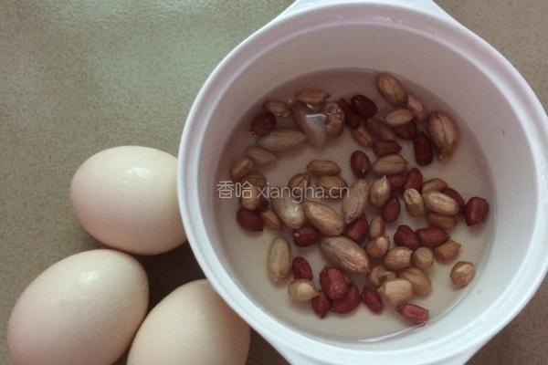 花生仁蛋羹的做法图解1