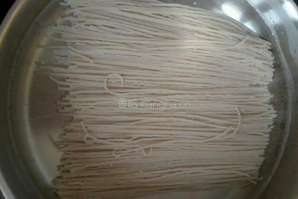榨菜羊肉氽莜面条。的做法图解2