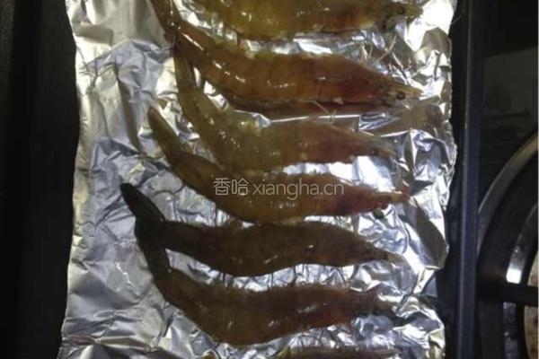牛油焗大虾的做法图解3