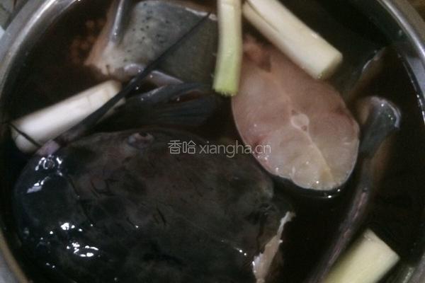 酸菜鱼的做法图解2