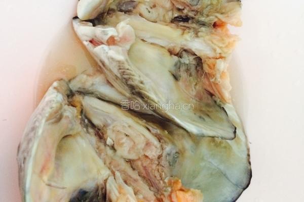 豆腐鱼头汤的做法图解1
