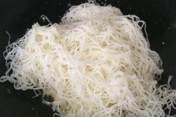 三丝鸡蛋炒米粉的做法图解9