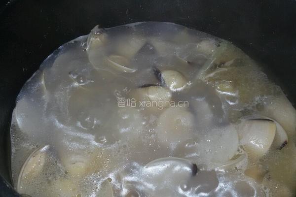 豆腐白贝汤的做法图解5