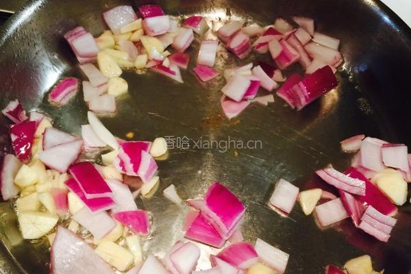 墨西哥著名的辣椒牛肉酱汤的做法图解1