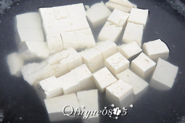 小葱拌豆腐的做法图解3