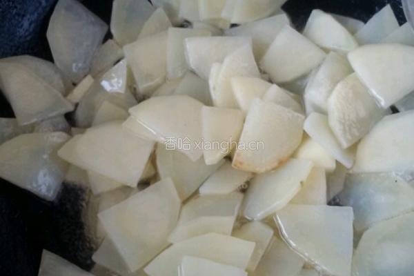 尖椒土豆片。的做法图解2