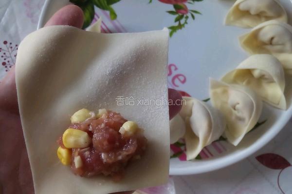 甜玉米鲜肉馄炖（简单版）的做法图解5