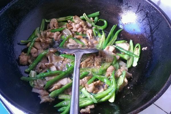 仔姜肉片的做法图解3