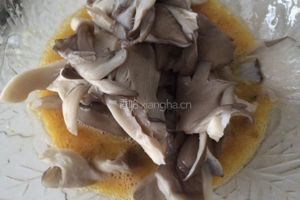 脆煎平菇的做法图解5