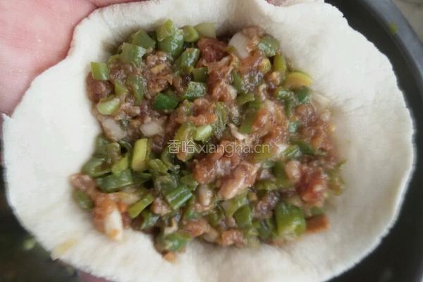 豇豆发面饺。的做法图解5