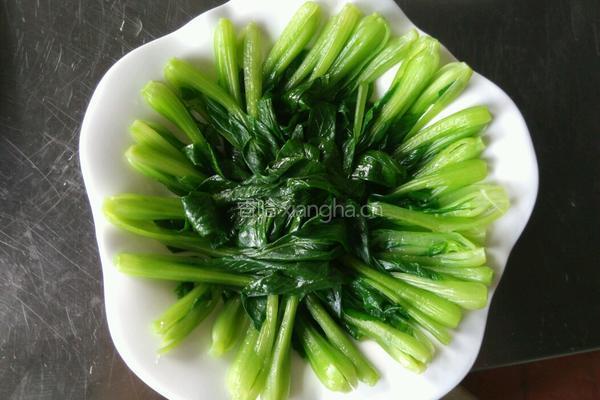 香菇青菜的做法图解2