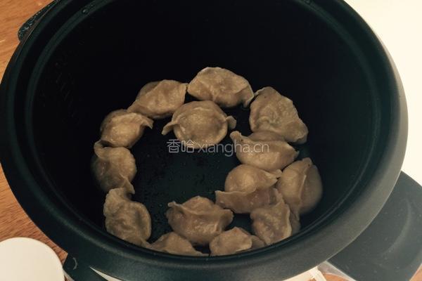 电饭煲蒸饺的做法图解3