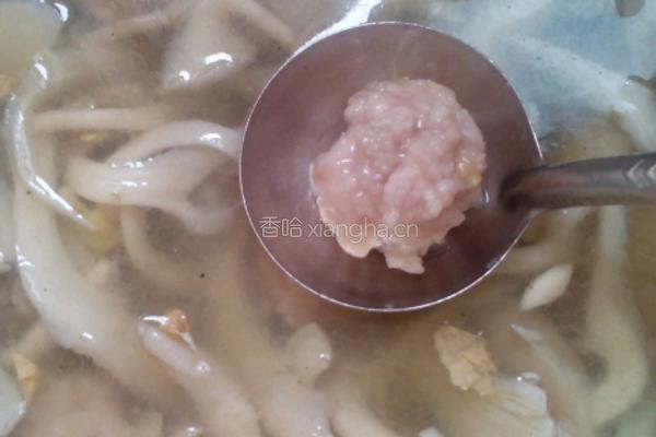 蘑菇圆子汤的做法图解3