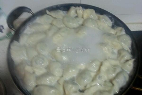 黑木耳毛豆冬瓜馄饨