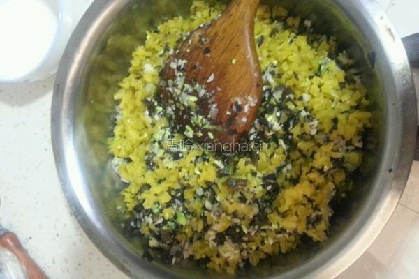 黑木耳毛豆冬瓜馄饨的做法图解3