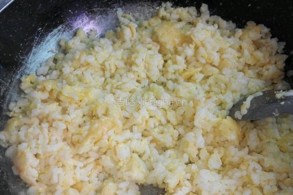 黑胡椒炒饭的做法图解4